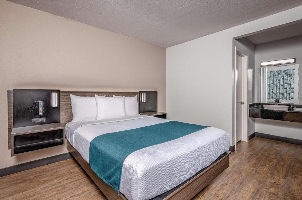 Motel 6-Euless, TX - Dallas - Salle Double - Accès Aux Personnes Handicapées - Non-fumeur