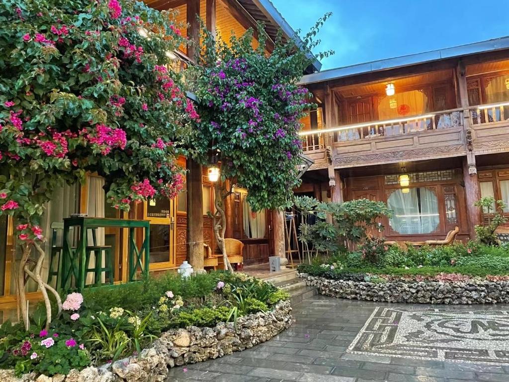 Lijiang