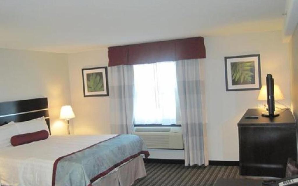 Super 8 by Wyndham Saskatoon Near Downtown - Resim 23
