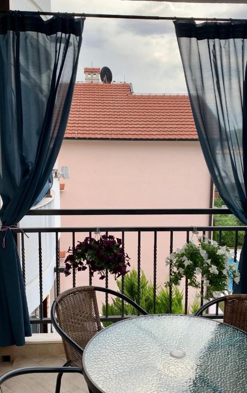 Balkón nebo terasa v ubytování Lastochka.mne apartments