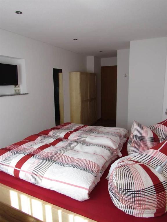 Haus Saler - Double Room With Shower