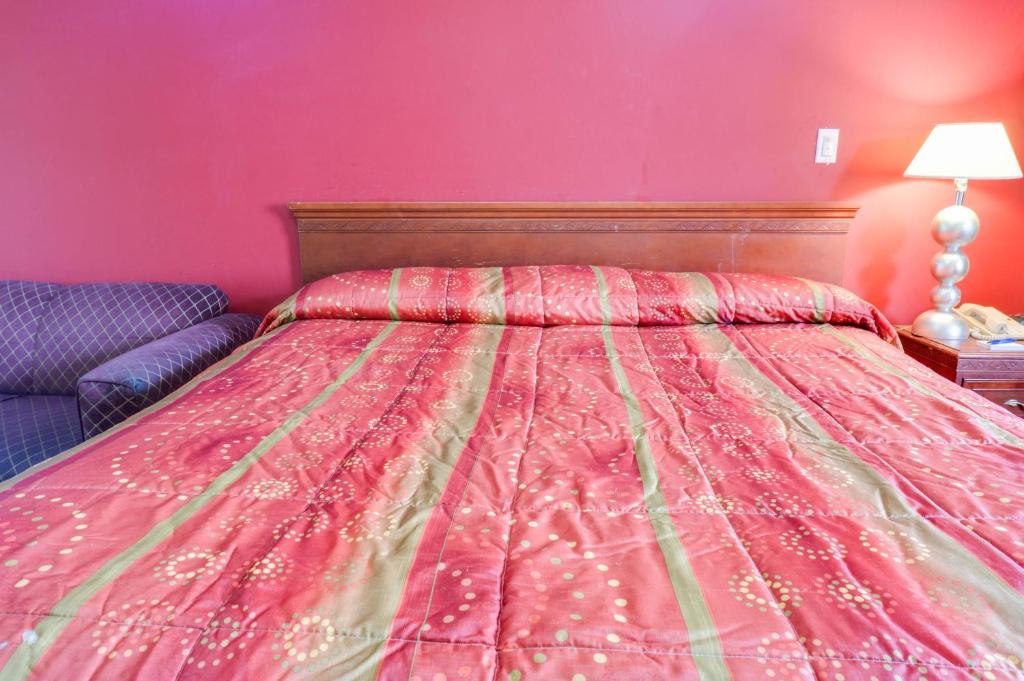 Sky Palm Motel - Orange - Zimmer Mit Kingsize-Bett Und Whirlpool