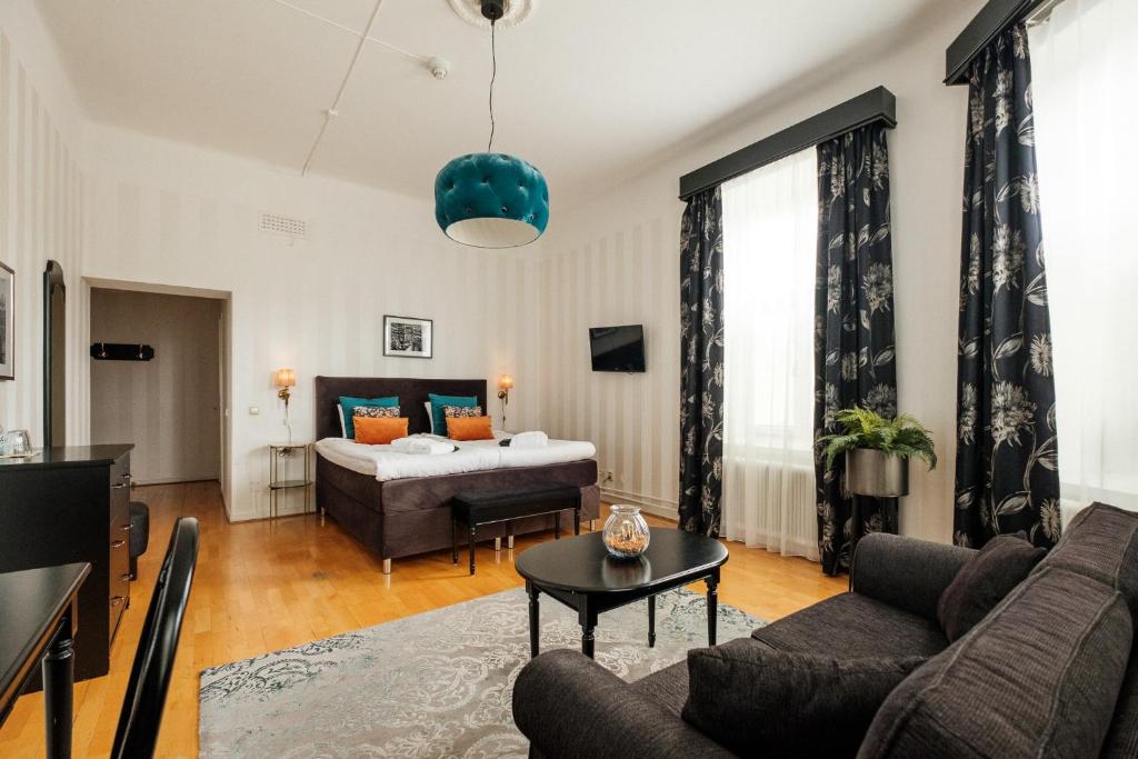 Postel nebo postele na pokoji v ubytování Badhotellet Spa & Konferens
