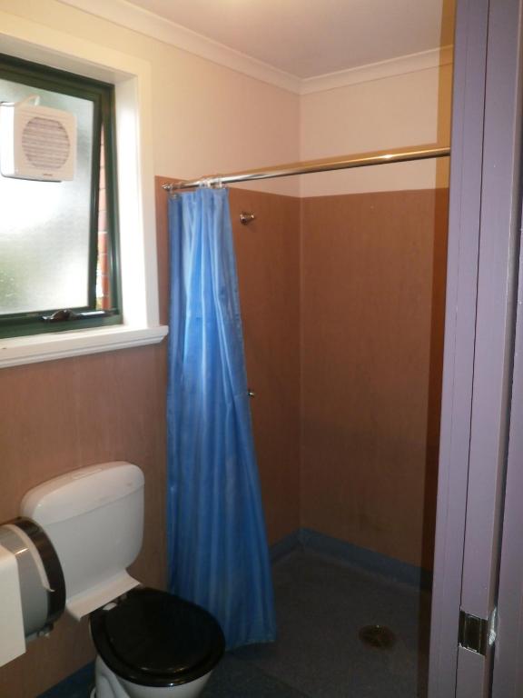 Koupelna v ubytování Launceston Backpackers