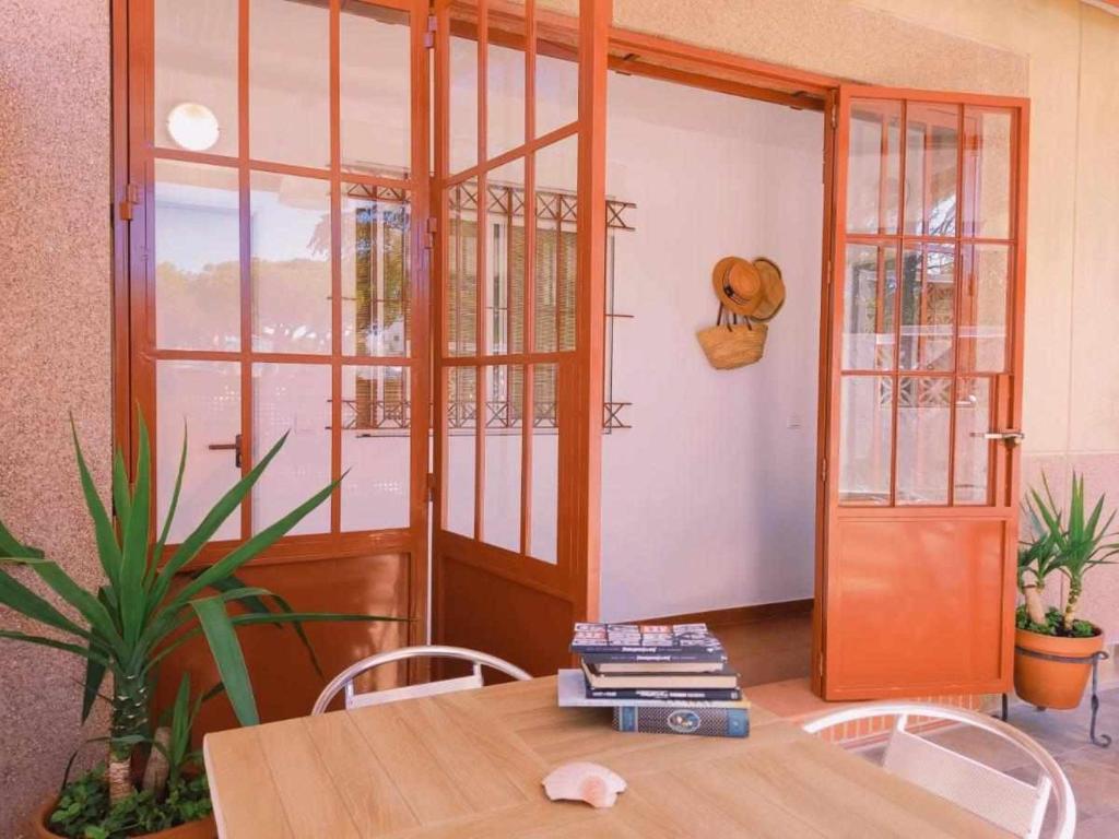 Fotografia z galérie ubytovania Dos Casas juntas y Patio común a 25 metros de la Playa v destinácii Mazagón