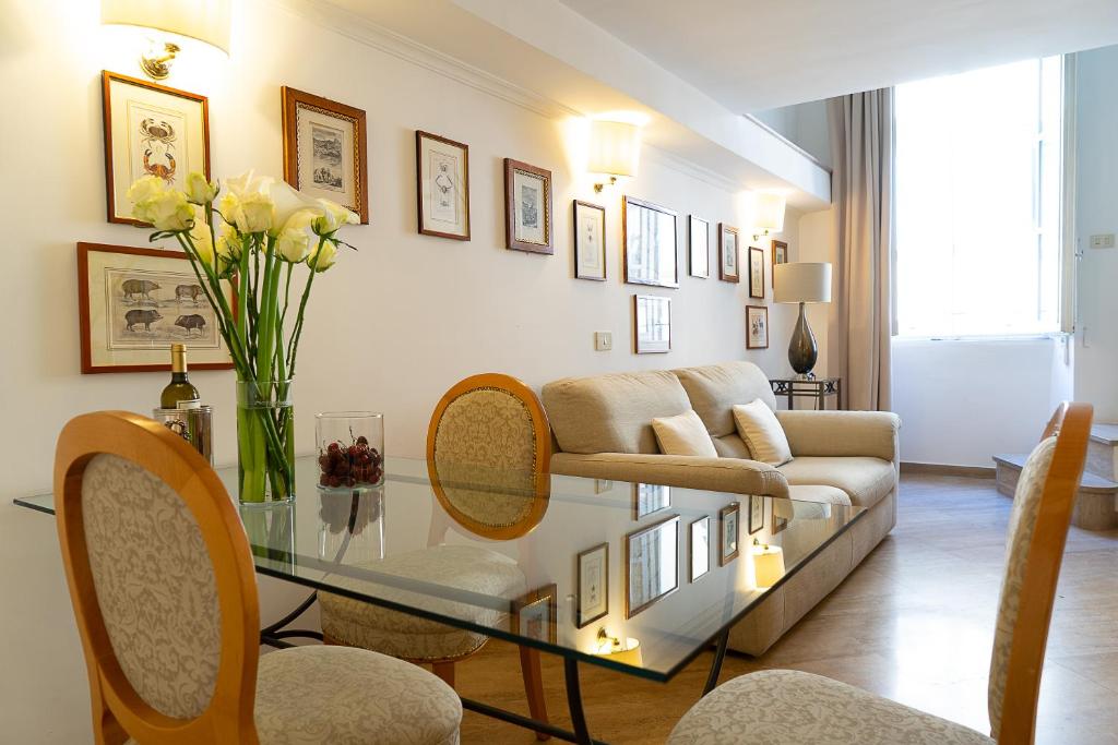 Babuino 79 - Resim 42