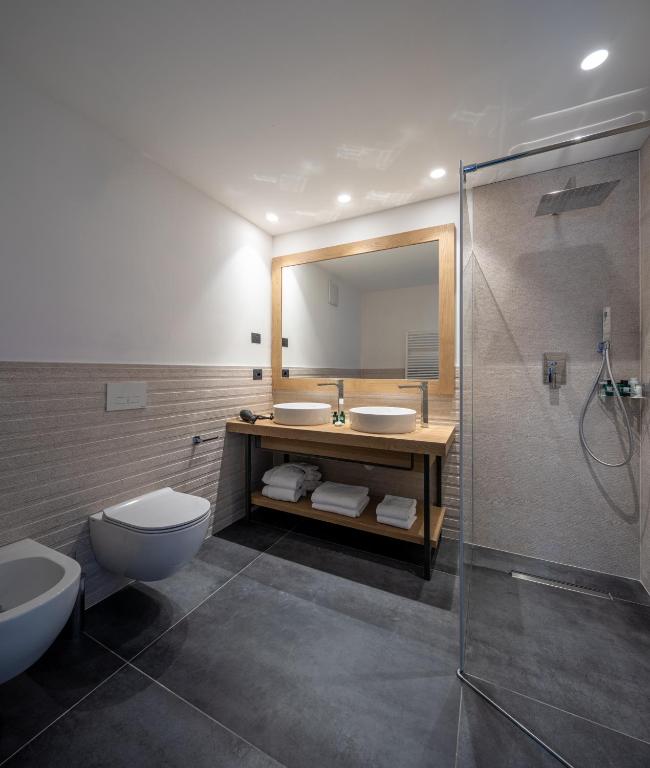 Koupelna v ubytování Aris Apartments & Sky Pool - Tonelli Hotels - Adult Friendly