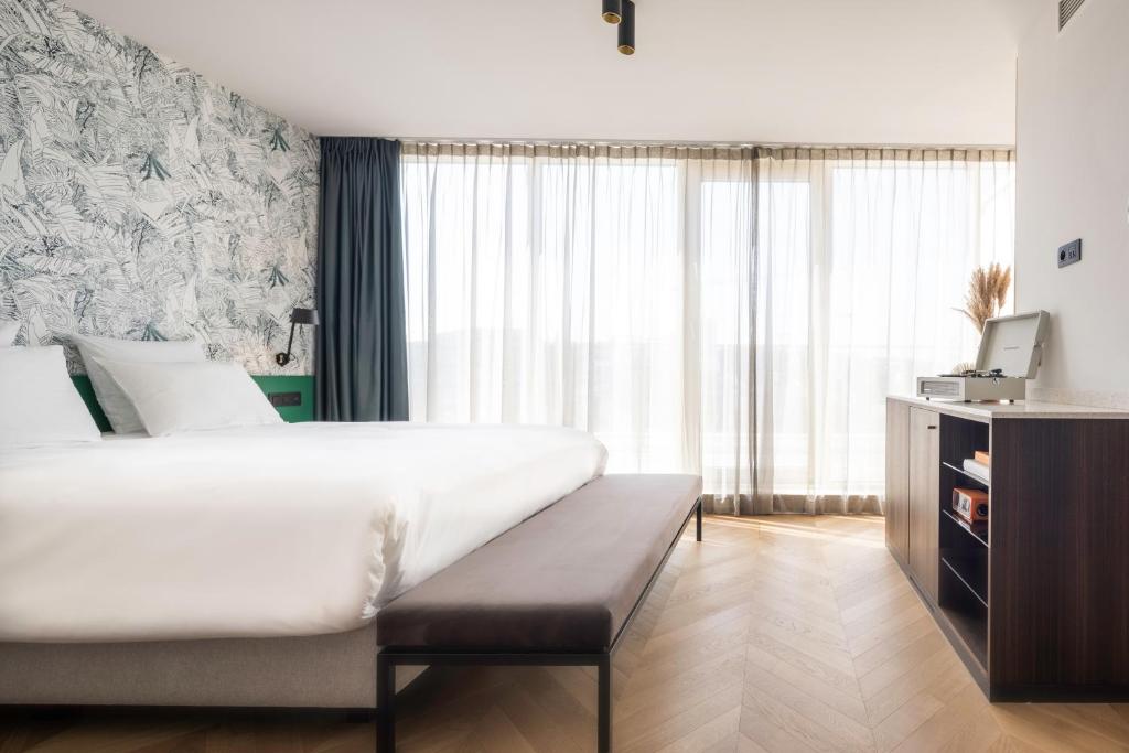 Yalo Urban Boutique Hotel Gent - Camera Non Così Standard Con Terrazza