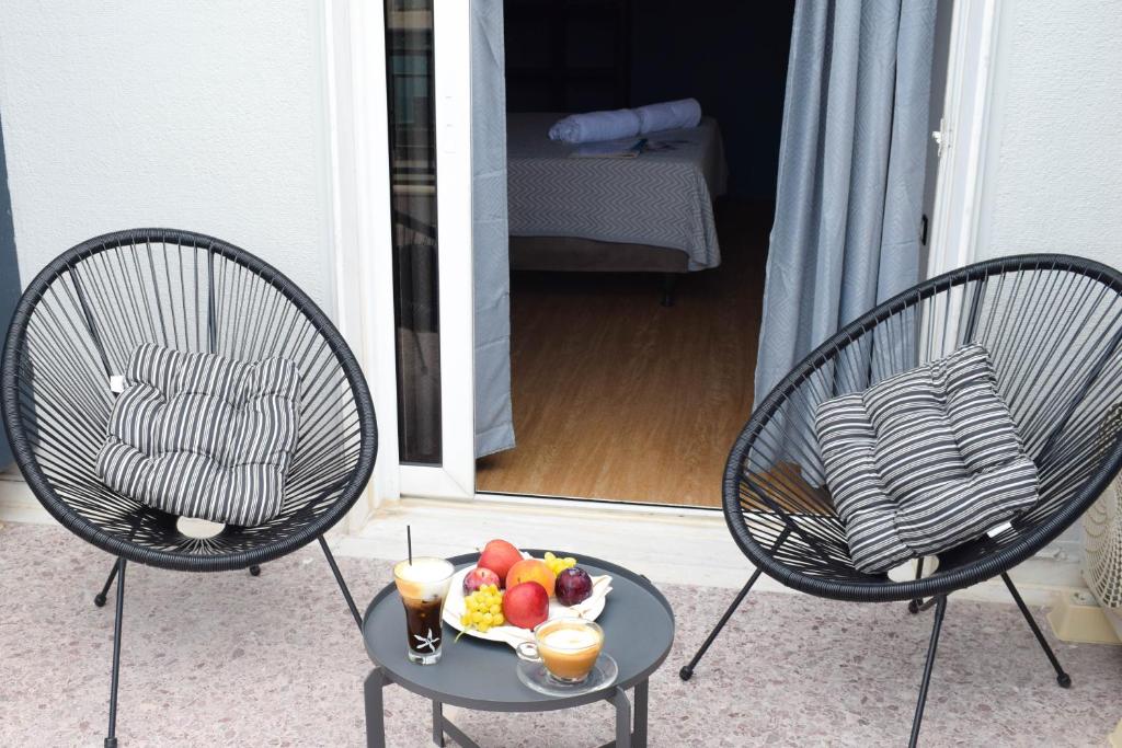 Jídlo v hotelu nebo okolí