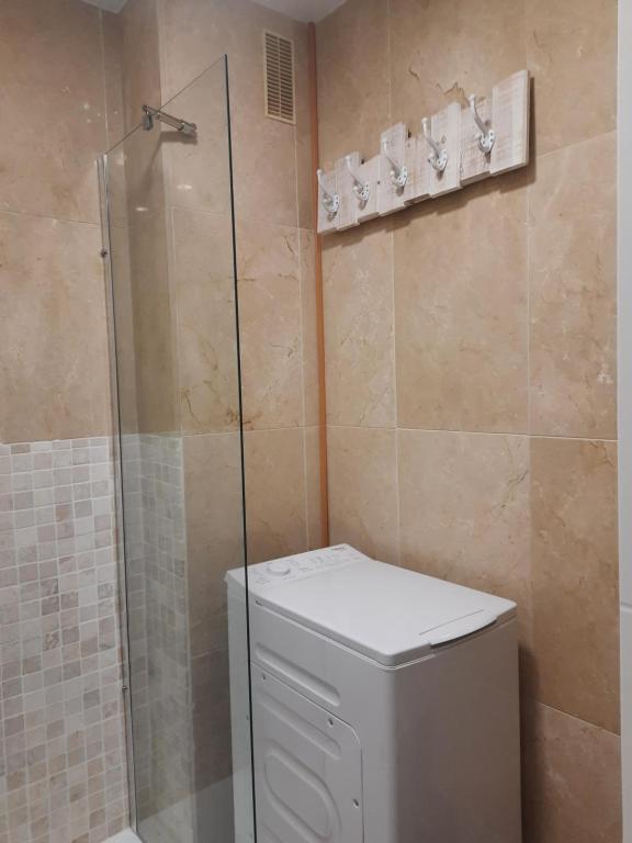 Koupelna v ubytování Fuengirola apartment Carvajal front line primera linea