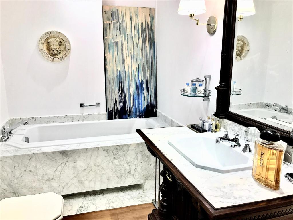 Luxury Suites & Apartments MONDRIAN Market Square II - Resim 10