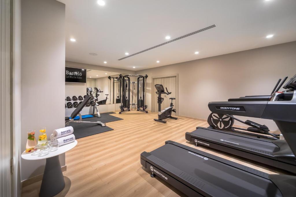 The fitness centre and/or fitness facilities at Barceló la Nucía Hills