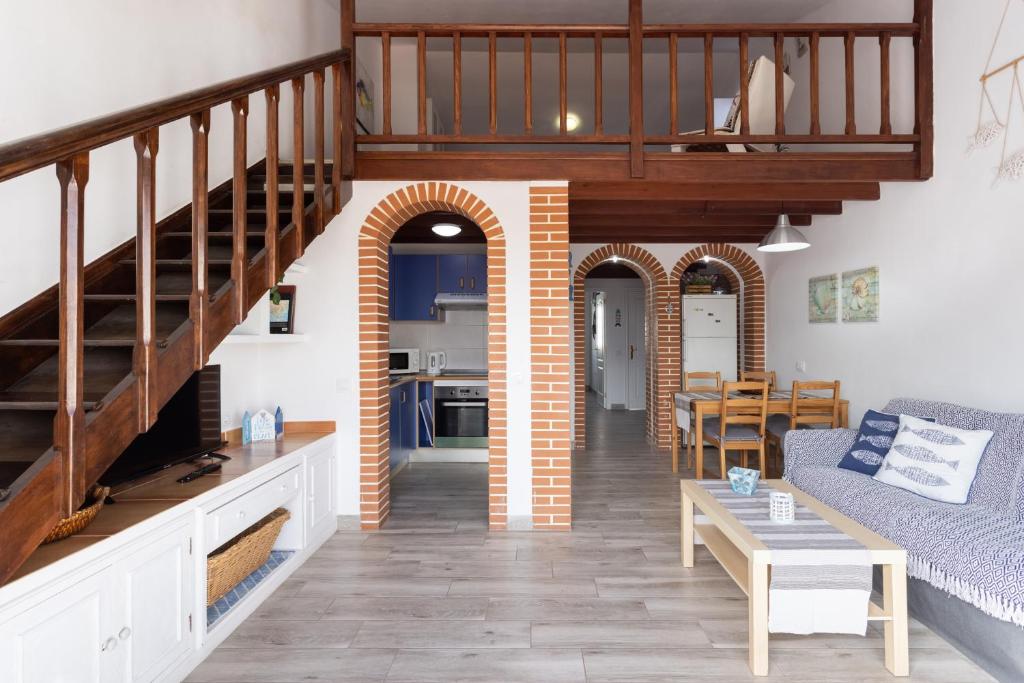 Kuchyňa alebo kuchynka v ubytovaní Duplex en Residencial Balancón