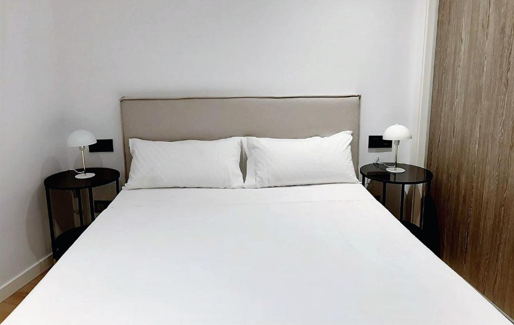 Apartamentos Celestina by gaiarooms - 6