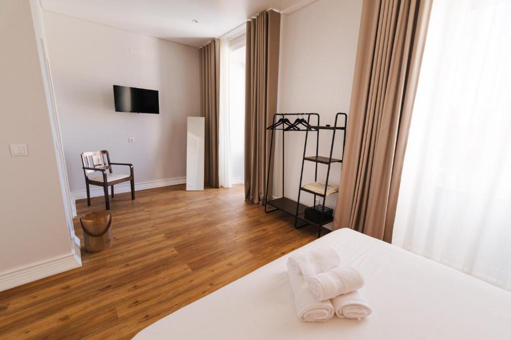 CITY STONE HOUSE - 3