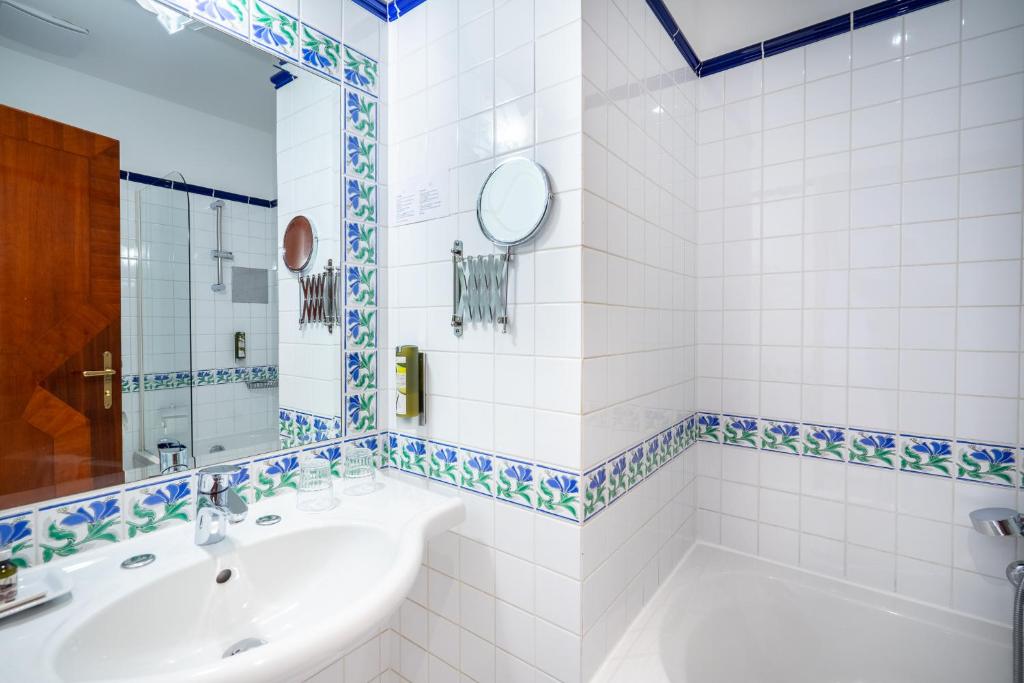 Hotel Am Schubertring - Resim 25