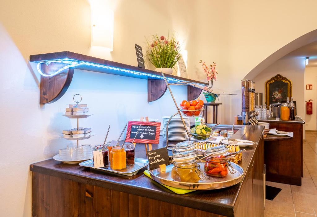 Hotel Am Schubertring - Resim 4