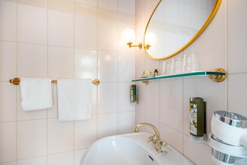 Hotel Am Schubertring的一间浴室