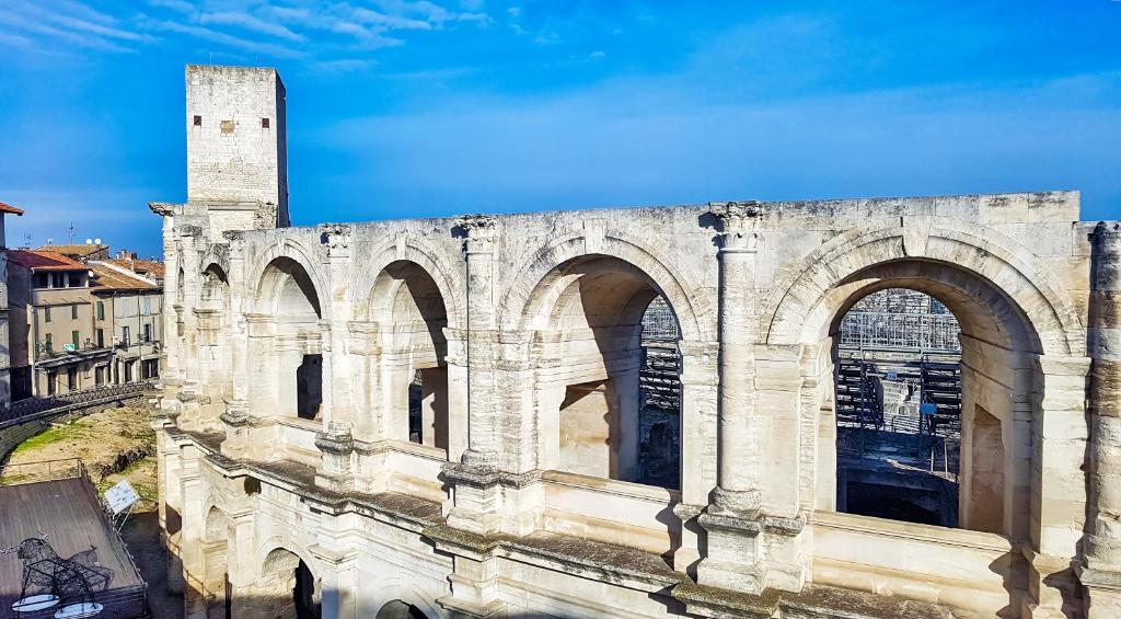 Vue la plus haute sur l'Amphithéâtre-arènes - Appartement D'une Chambre