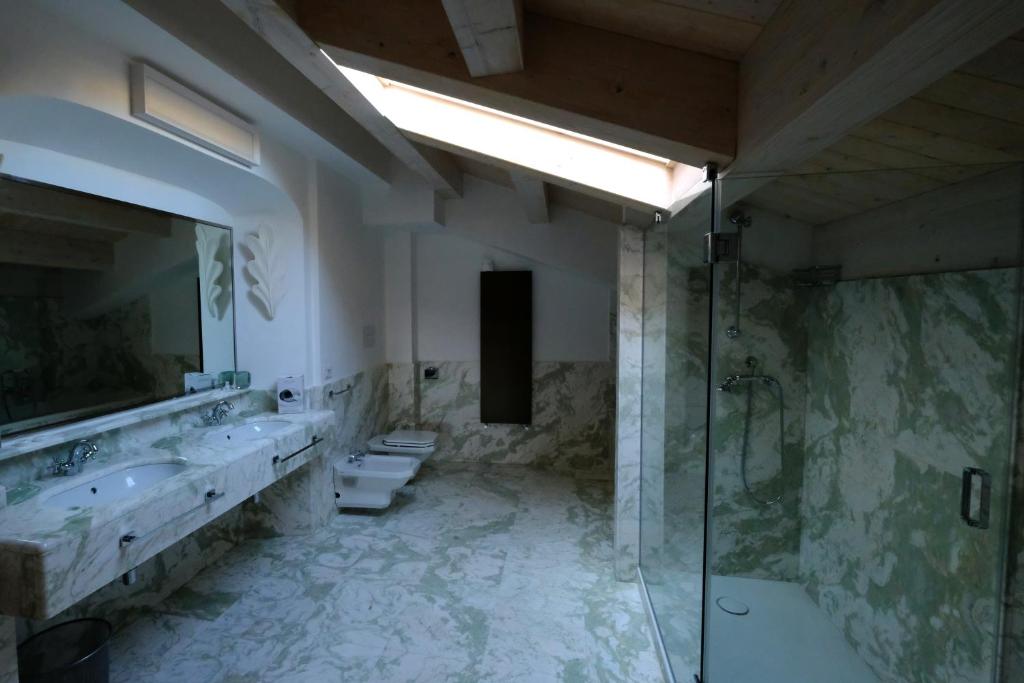 Koupelna v ubytování RESIDENZA BALIOS