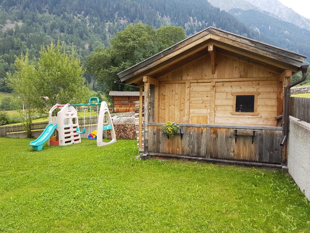 Nespecifikovaný výhled na hory nebo výhled na hory při pohledu z apartmánu