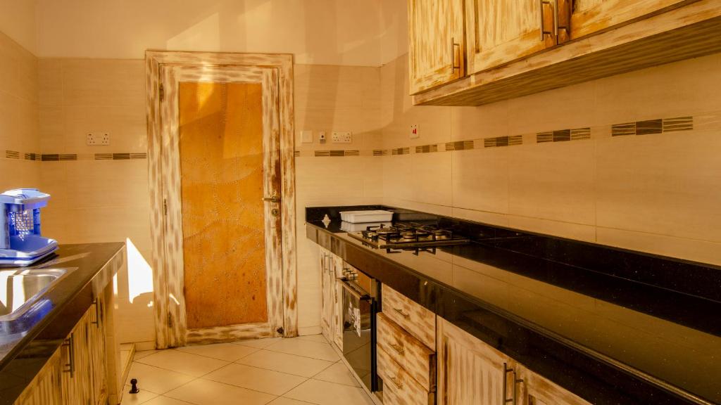 Kuchyň nebo kuchyňský kout v ubytování Jumeirah Beachfront