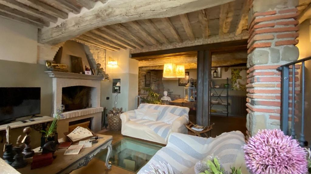 Residenza Buggiano Antica B&B - Charme Apartment in Tuscany - Housity