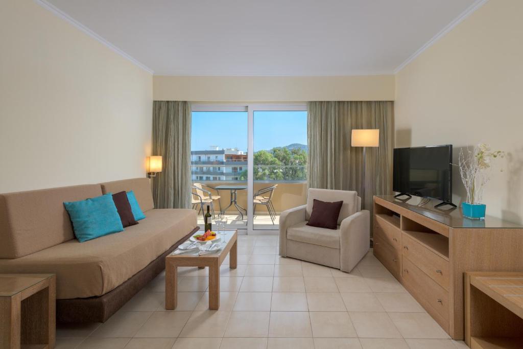 Sun Beach Resort - Apartamento De Lujo (2-5 Adultos) Con Vista Al Jardín
