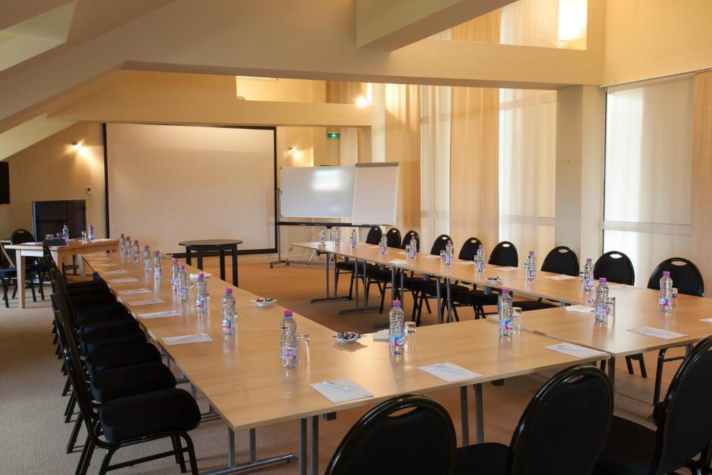 Konferenční prostory v ubytování Hôtel Cosmos & Spa