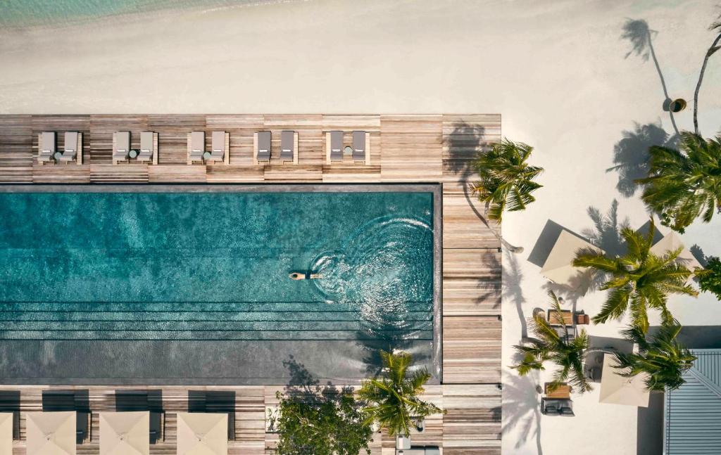 10 Hoteles de lujo y exclusivos en las Maldivas 319352054