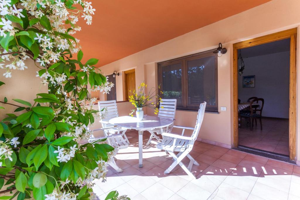 Patio nebo venkovní prostory v ubytování Agriturismo Cavendo Tutus