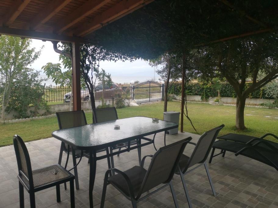Fotografie z fotogalerie ubytování villa VIKTORIA v destinaci Karianí