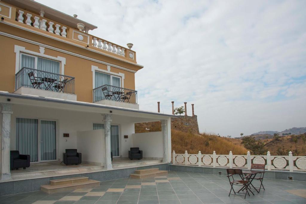 Balkón nebo terasa v ubytování Fateh Safari Resort by Fateh Collection