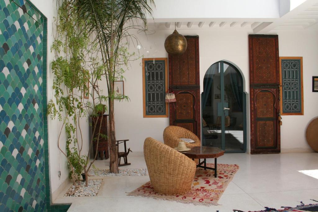Posezení v ubytování Riad AL RIAD