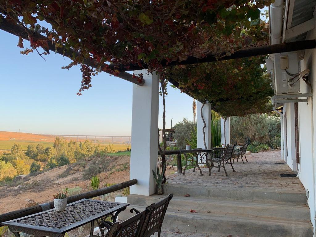 Melkboomsdrift Guest House & Conference Centre - Deluxe Double Room