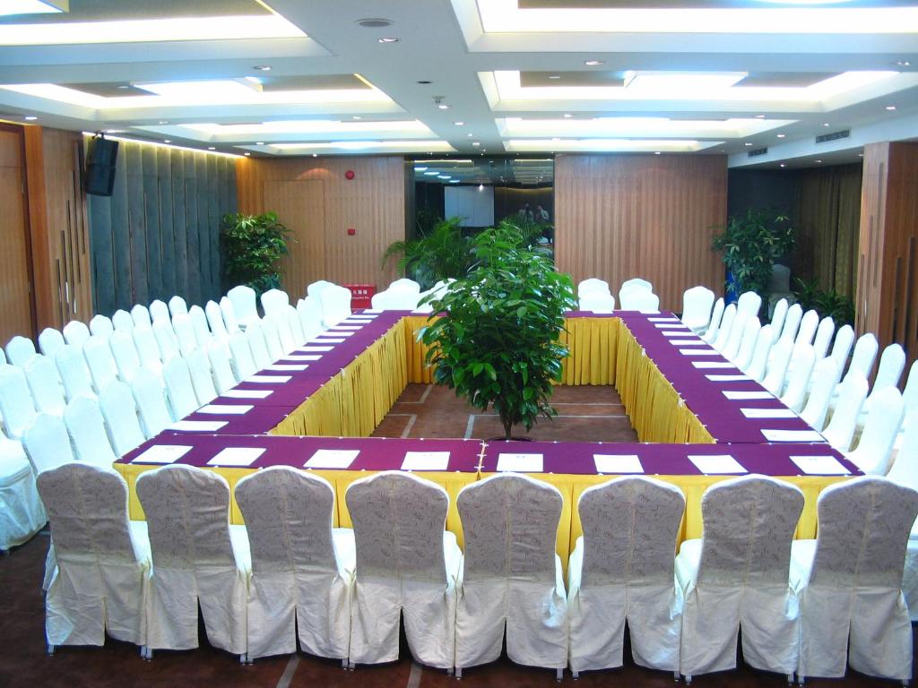 Konferenční prostory v ubytování Shenzhen Longgang Rivan Hotel