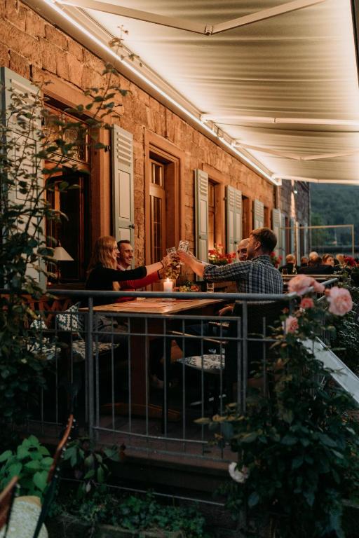Restaurace v ubytování Fränkischer Gasthof-Hotel zum Koppen