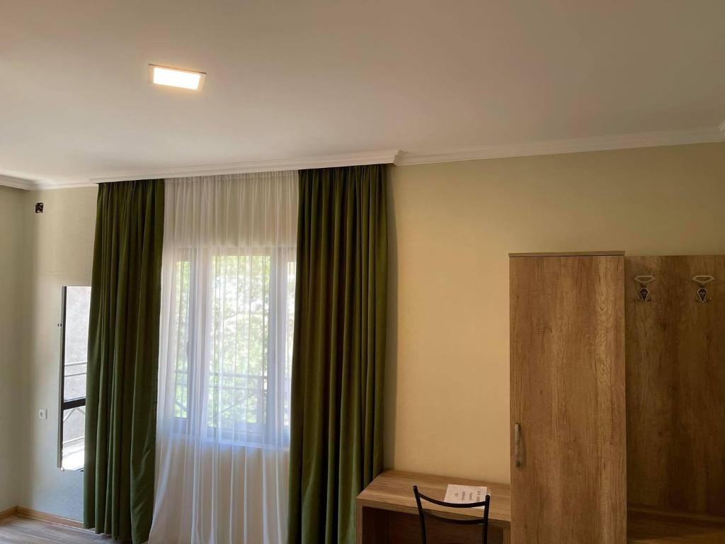 Fotografie z fotogalerie ubytování Soso Burduli's Guesthouse v destinaci Stepancminda
