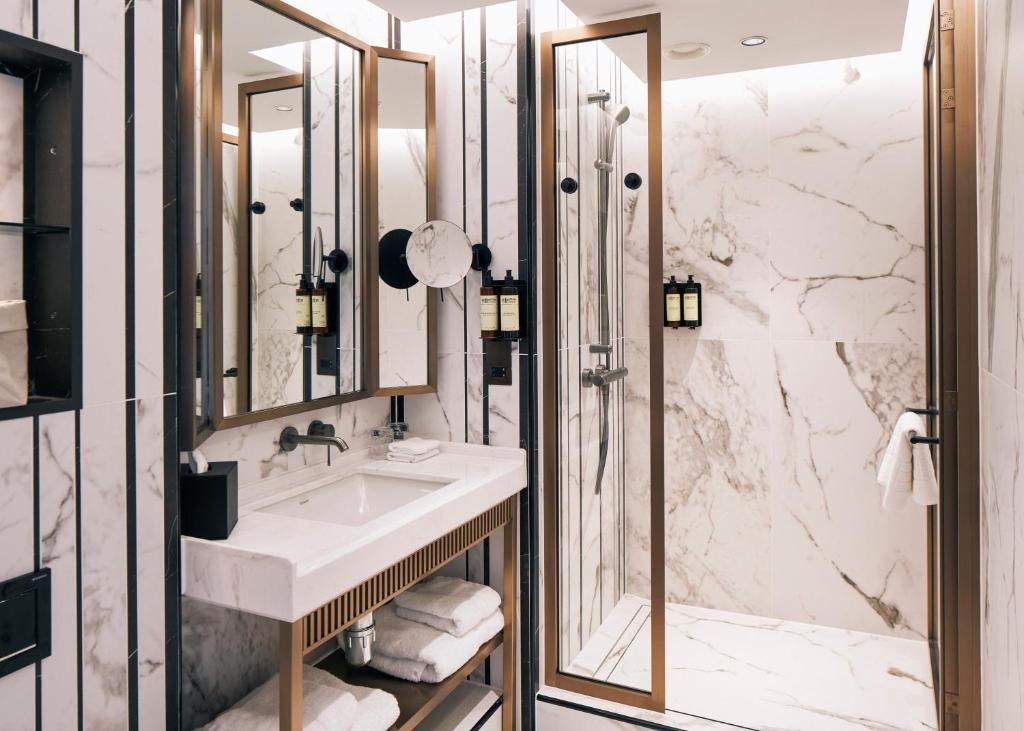 Page8, Page Hotels - Family Room