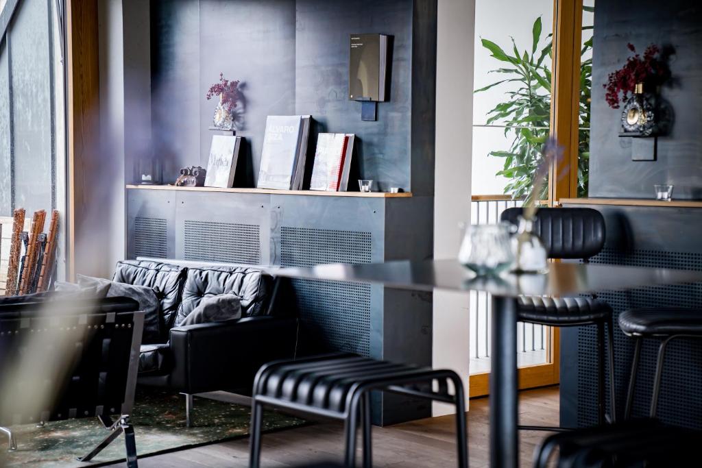 Posezení v ubytování ART HOUSE Basel - Member of Design Hotels