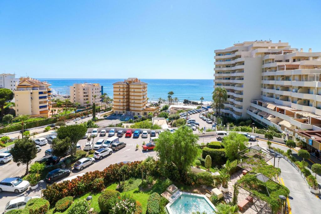 First Line Beach 1BR Apartment 608 in Benal Beach Resort with ...