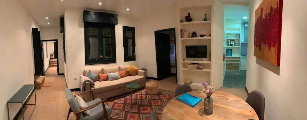 Penthouse with Large Private Terrace with Views Cathedral ...