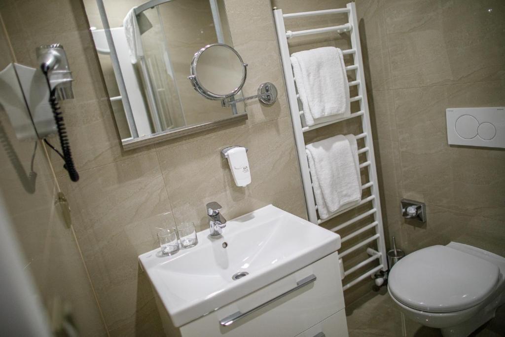 Villa Basileia Riverside - 10