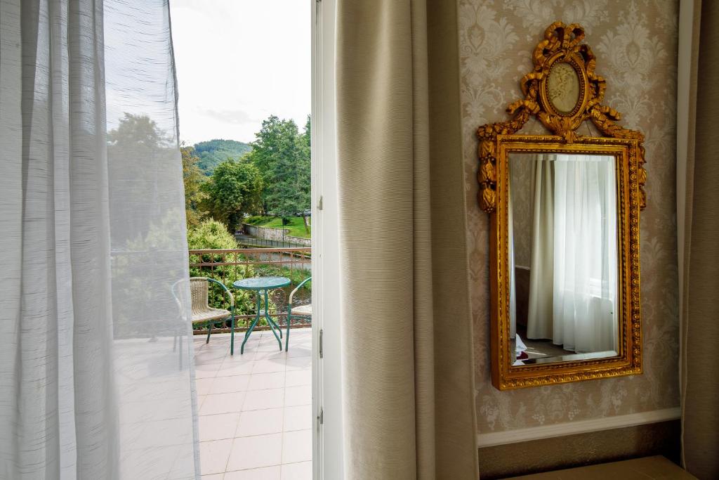 Zdjęcie z galerii obiektu Villa Basileia Riverside w Karlowych Warach