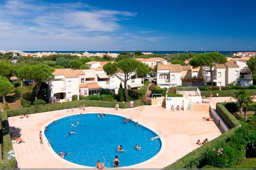 Cap d'Agde appart. 4/6 pers. avec jardin, piscine.