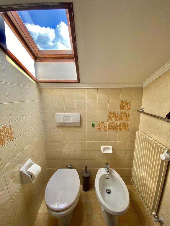 Kopalnica v nastanitvi Hotel B&B Lorenzini Ski