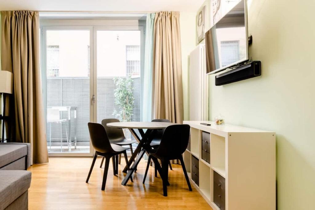 Central Studio Apartment - 24h Self Checkin