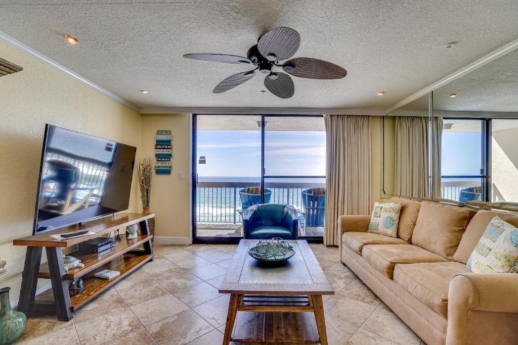 Sundestin Beach Resort - Apartment With Sea View