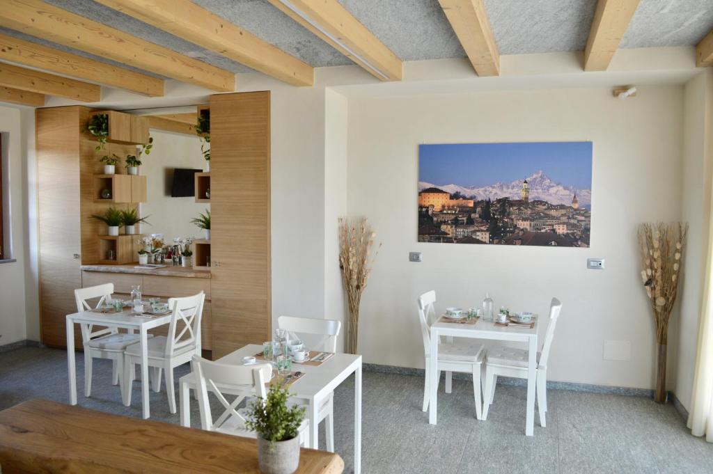 Výhľad na hory alebo výhľad na hory priamo z of the bed and breakfast