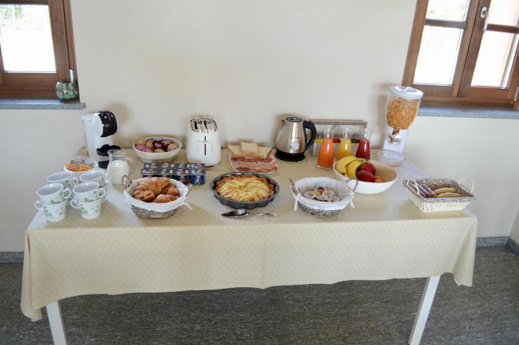 Jedlo v ubytovaní bed & breakfast alebo blízkom okolí